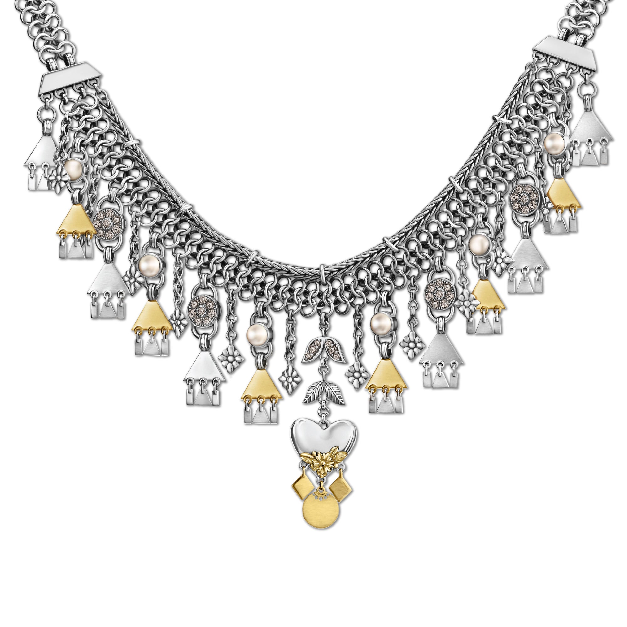 قلادة القلب بسلسلة رومانية