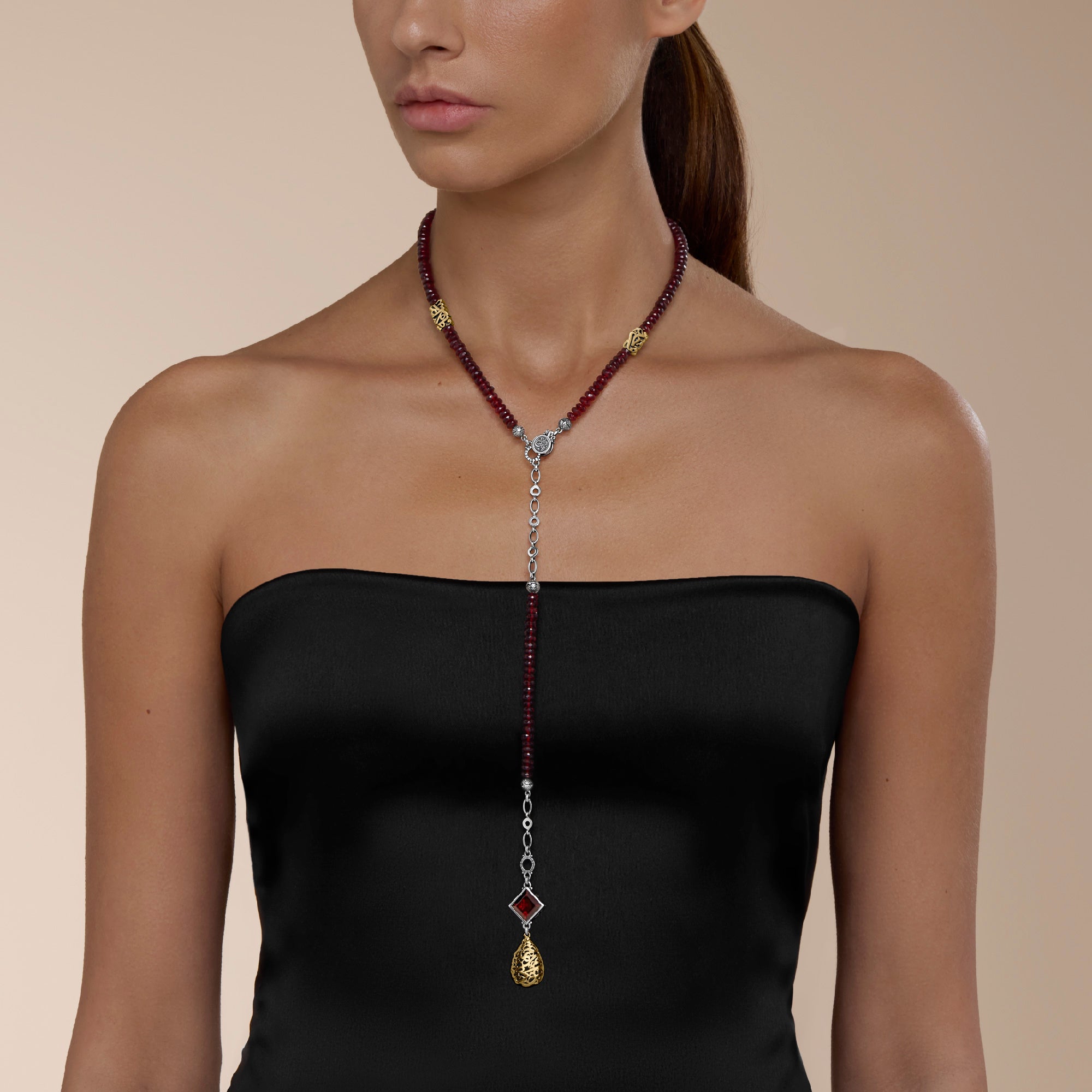 قلادة مودة متعددة الاشكال