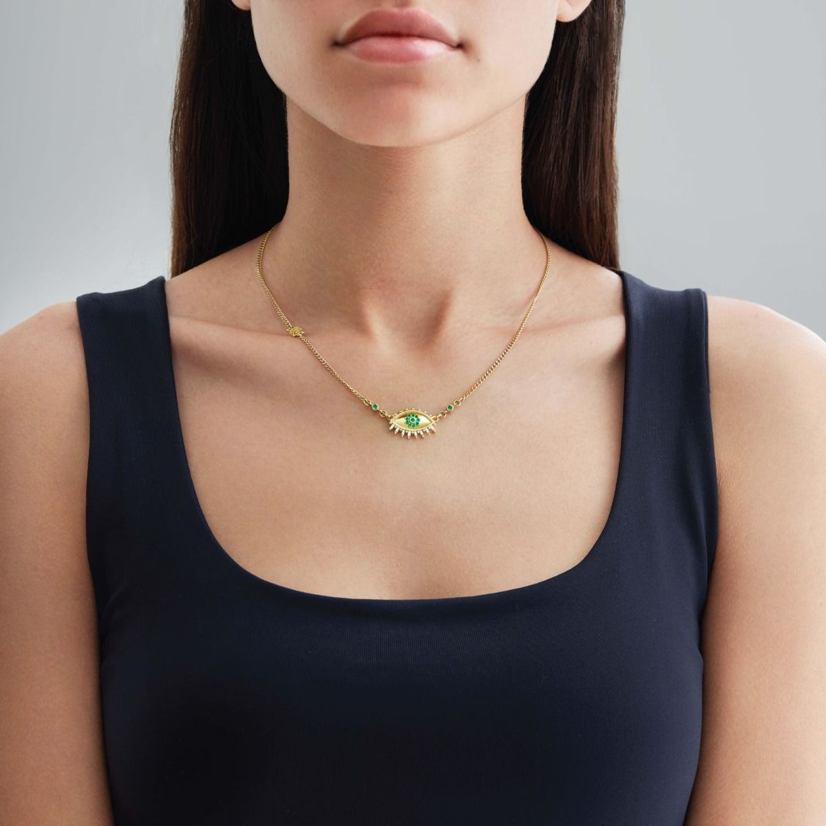 قلادة العين